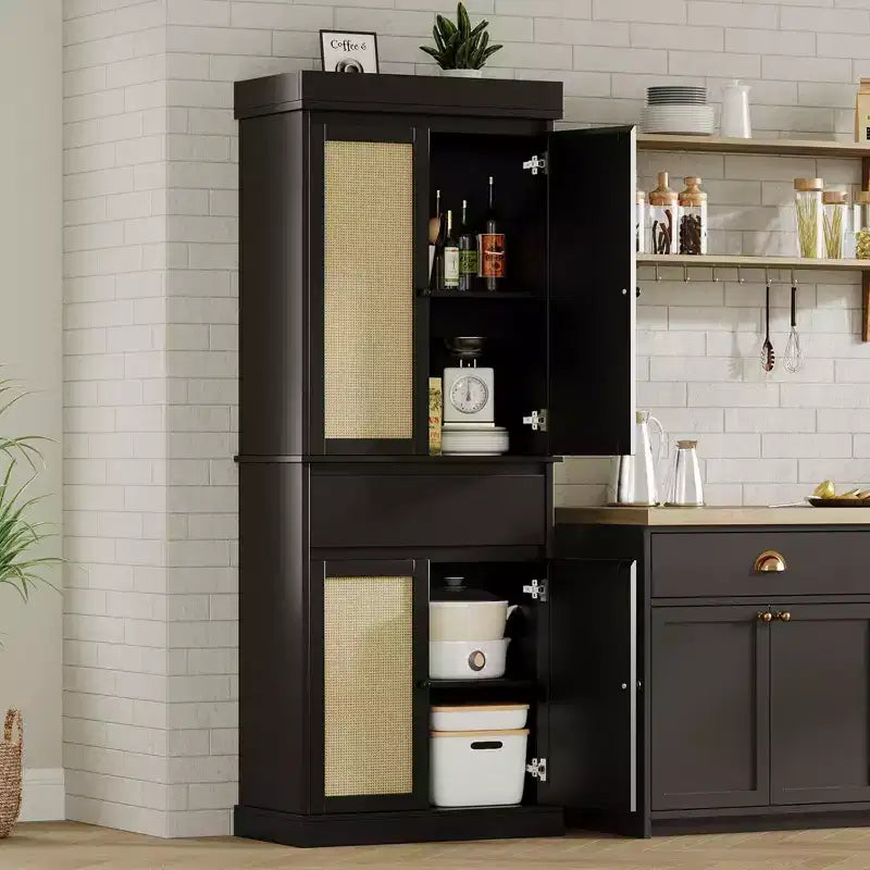 Mobile Dispensa da Cucina, Armadio Contenitore Alto con Ante in Rattan e Ripiani Regolabili, Credenza Indipendente con Cassetto