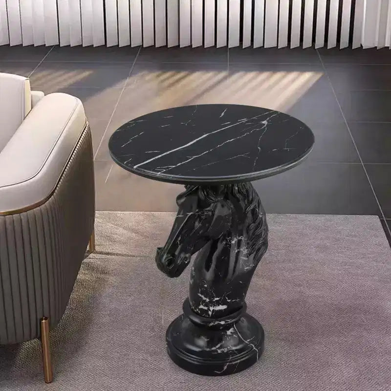 Tavolino d'appoggio con animale con piano in finto marmo, tavolino scultoreo per soggiorno camera da letto