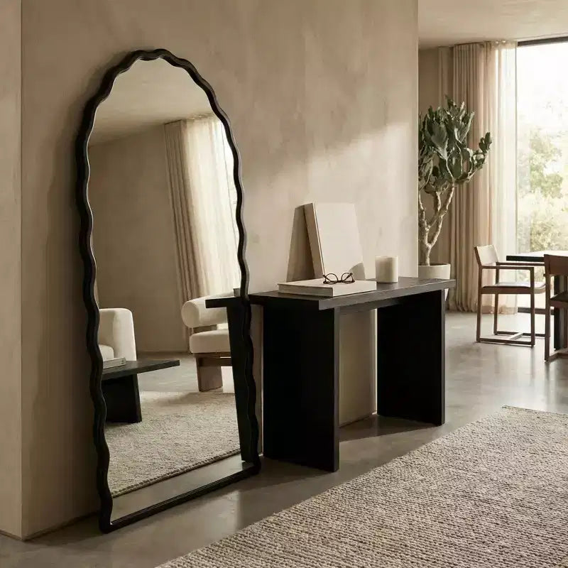 Sofisticato specchio da parete ad arco per l'arredamento della camera da letto - Specchio da toeletta con cornice ondulata per dormitorio, casa, bagno o ufficio - 59