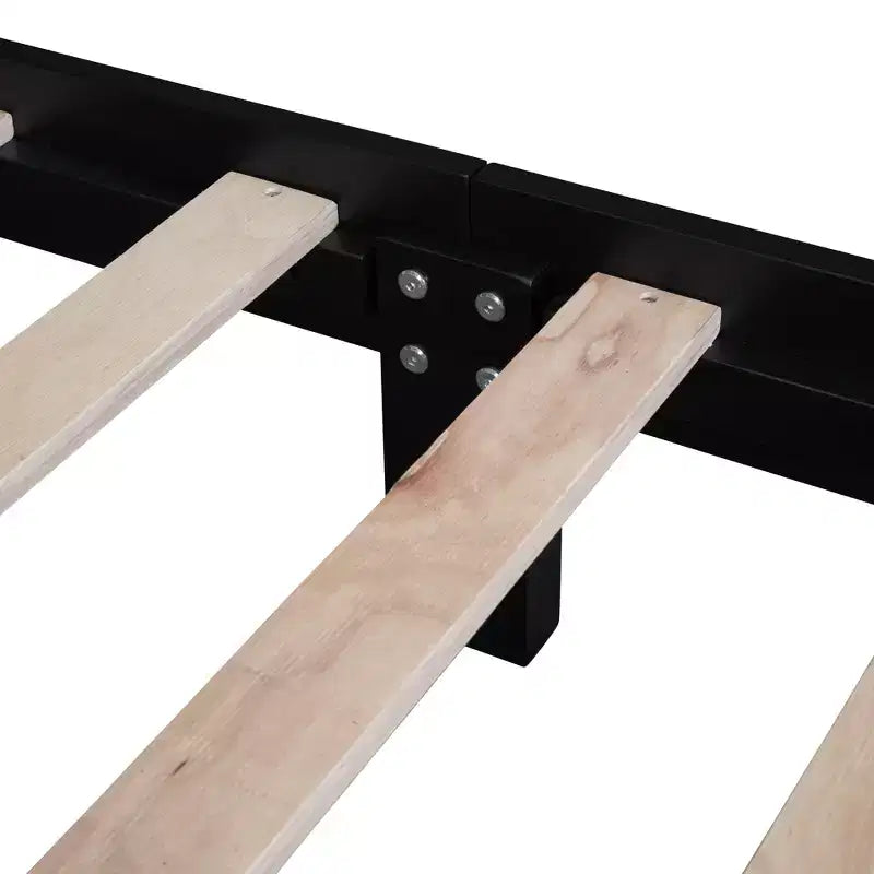 Letto a piattaforma Queen in legno, struttura letto in stile retrò con supporto a doghe, nero