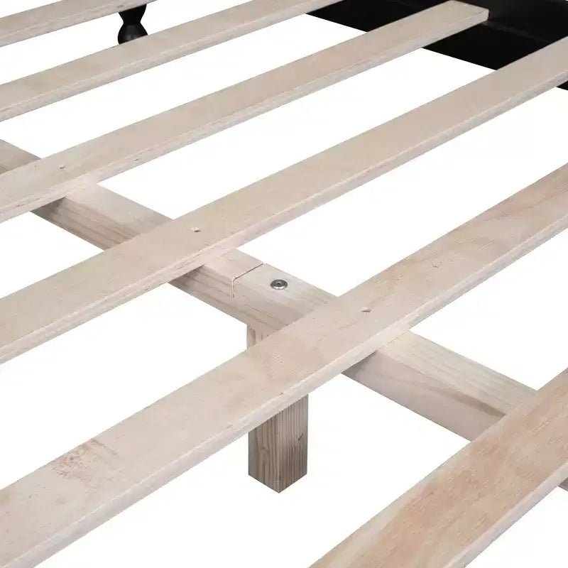 Letto a piattaforma Queen in legno, struttura letto in stile retrò con supporto a doghe, nero