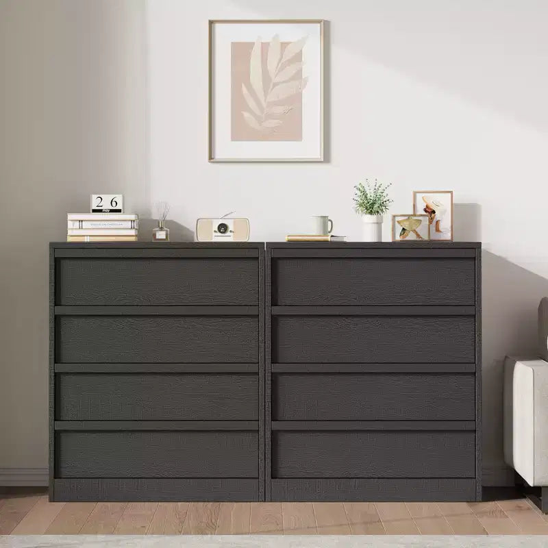 Comodino a 4 cassetti per camera da letto, tavolino piccolo da 99 cm con sicurezza antiribaltamento, cassettiera moderna con ampio spazio organizer per soggiorno
