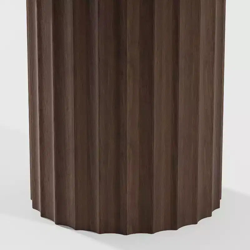 Tavolo da pranzo rotondo da 60" di metà secolo, in legno di caucciù, 6 posti, finitura noce, base a piedistallo